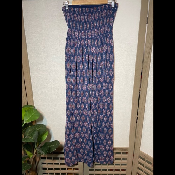 NWT Hollister Strapless Maxi Dress w/ side slit , Size: Small - Picture 2 of 6